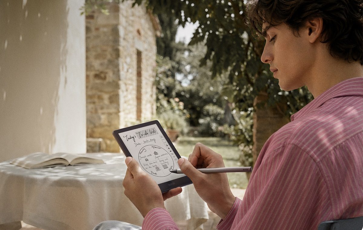 Boox Go 6 (Gen II): Best E-Reader for Travel, Now with Stylus Compatibility for Note-Taking Anywhere