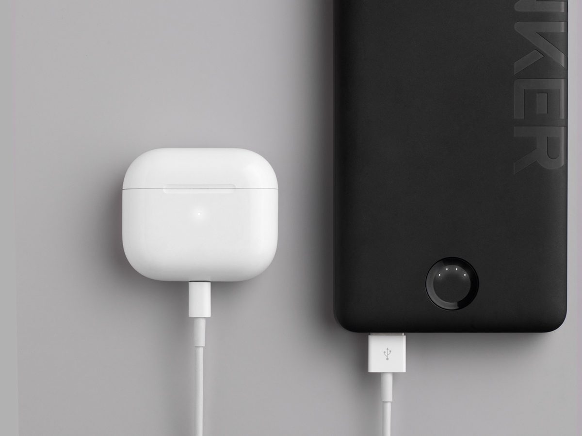 Anker 323 USB-C Power Bank is a Lightweight and Compact 10K Power Bank